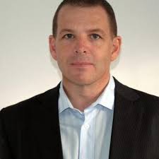 Derek Moir (@derekmoir)