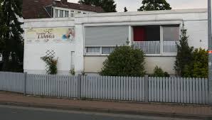 Ihm angegliedert sind eine heilkundepraxis sowie ferienwohnungen und gästezimmer. Tagespflege Lichtblick