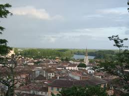 On fait un plan tu t'occupes des brigands, et moi du vase. Moissac Wikipedia