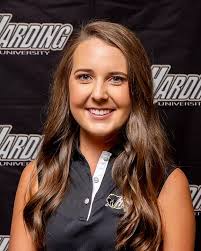 Summer Williamson's Instagram, Twitter & Facebook