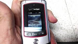 Motorola V750 with Dukes of Hazzard ...