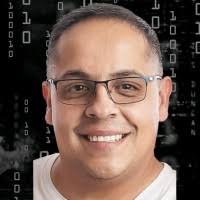 1200+ perfiles de «Fernando Daniel»