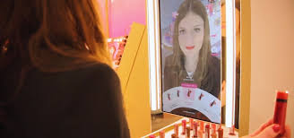 magic mirror detects makeup s