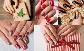 Para hacer este decorado necesitarás esmalte de color azul marino o cualquier otro color para terminar utiliza un pincel fino para pintar algún detalle con el esmalte rojo y deje secar. Diseno De Unas Rapido De Caramelo De Navidad