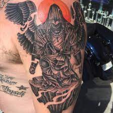Also, the cartoon is seen wearing fred's signature red hat. John Collins Tattoo Artist Tattoodo