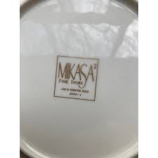 Contemporary Mikasa Fine Ivory "Stanton" Pattern Salad Plates- Set of 4