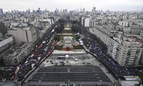 La bancada fujimorista descartó debatir la moción de confianza y suspendió al presidente vizcarra; Popular On Twitter En Vivo Popular En La Plaza Del Congreso Https T Co Hayudkpon8