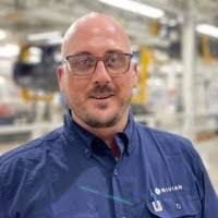 400+ "Fluegel" profiles