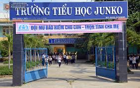 Đọc tin hậu trường mới nhất trên ngôi sao vn. Chuyá»‡n Cáº£m Ä'á»™ng Vá» Ngoi TrÆ°á»ng Ä'áº·c Biá»‡t á»Ÿ Quáº£ng Nam Mang Ten Co Gai Nháº­t Báº£n Xinh Ä'áº¹p Nhan Háº­u