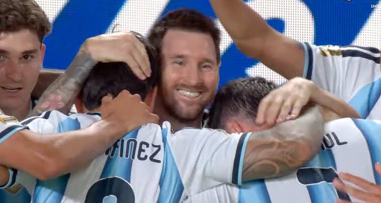 Messi faz hat-trick hist&oacute;rico e Argentina estreia com goleada na Copa do  Mundo - Portal Morada - Not&iacute;cias de Araraquara e Regi&atilde;o