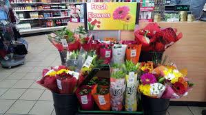 We offer same day flower delivery, cheryl's cookies delivery, coblentz fine chocolates delivery and more. Buy Fresh Flowers London Sale Or Return Flowers Gallery