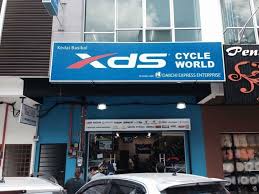 Memang nama kedai dia lain dalam google. D One Bicycles Shop Lot Pt 35384 Dataran Austin Jalan Gong Badak Kg Wakaf Tembesu Kuala Terengganu 2021