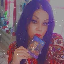 Katina Lynn's Instagram, Twitter & Facebook