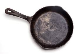 10 Handy Home Uses For Coconut Oil Ehow Com In 2020 Cast Iron Cleaning Reheat Pizza Cast Iron
