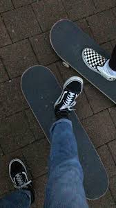 Paired with a jute rug. Mi Juego Hot Skateboard Aesthetic Skateboard Skate Style