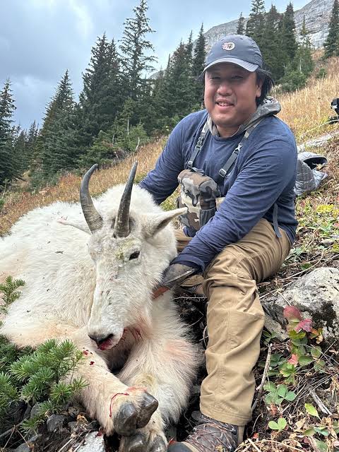 Goat – Elk Valley Bighorn Outfitters