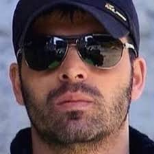 Mehmet akif alakurt 2001 yılında yarışmasını kazanmış ve türkiye'yi uluslararası alanda temsil etmeye hak kazanmıştır. Mehmet Akif Alakurt Home Facebook