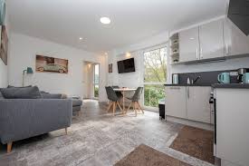 Bauvorhaben villa am moselufer, exklusives wohnprojekt bestehend aus einer stadtvilla mit insgesamt 15 wohnungen und. Startseite Haus Moselufer