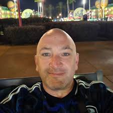 Hi, last night I took an Uber from city centre to Hyde park, mistakenly  left my laptop in the Uber, there is no recollection from this from the  driver therefore can see