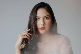Download and use 100,000+ beautiful stock photos for free. Jessica Mila Proud To Be Aligned With Lulu Tobing When She Was Young