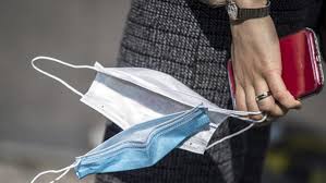 Le mascherine all'aperto sono viste ormai come una protezione esagerata rispetto ai casi di. Obbligo Di Mascherine All Aperto Si Va Verso La Proroga Fino A Meta Luglio