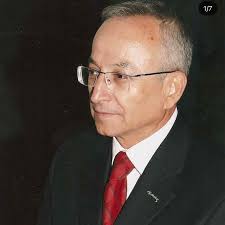 Gazi Üniversitesi Tıp Fakültesi Genel Cerrahi Anabilim Dalı emekli öğretim  üyesi çok değerli hocamız Prof.Dr. Erdal Yılmaz'ın vefat haberi ile derin  üzüntü içindeyiz. Kendisine Allah'tan rahmet, ailesine ve tüm sevenlerine  sabır diliyoruz.