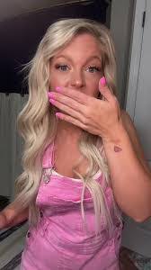 Cassie Fischer's Instagram, Twitter & Facebook