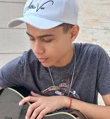 Arthur Vaz (@arthurvazoficial) • Instagram photos and videos