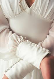 Chiffon Bishop Sleeve Wedding Dress Long Sleeve Wedding Dress Boho Bishop Sleeve Wedding Dress Bohemian V Neck Wedding Dress Chiffon Wedding Gown Modern Minimalist Dress Theia Long Sleeve Wedding Dress Boho Wedding Dress Chiffon Chiffon Wedding Gowns