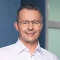 40+ "Michael Well" profiles