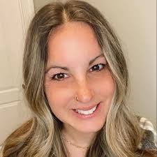 Amanda Piccolo (@apic1019) • Threads, Say more