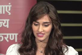 Disha patani | mere naseeb mein dance cover. Disha Patani Biography Age Height Movies Family Sister Father Wiki