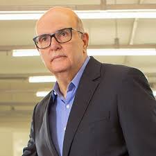 A través de conversaciones y discusiones con colegas y profesionales de  diferentes industrias, generamos ideas innovadoras, nos potenciamos y  creamos nuevas realidades, hoy tuve el honor de ser…