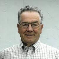 Della Farley's Instagram, Twitter & Facebook