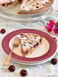 Rezeptfür springform 18 cm durchmesser80 g butter70 g zucker1 tl zitronenzucker1 tl vanillezucker1 prise salz2 st eier, größe m50 g mandeln, gehackt90 g me. Feiner Kirschkuchen Mit Mandeln Marzipan 1x Umruhren Bitte Aka Kochtopf