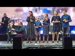 Menschen 2019 zdf show from hamburg. William Kelly What A Wonderful World Youtube