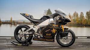 How To Turn A Wrecked Buell Xbrr Into A John Player Special Tribute Buell Motorcycles Racing Bikes Cafe Racer Magazine