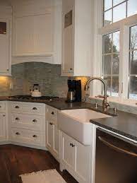 I am designing a kitchen with a corner stove detail. Pin On Build A House