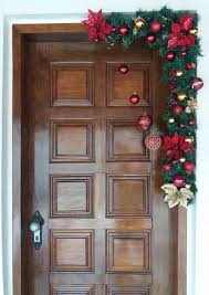 Como Decorar Tu Puerta En Navidad De 50 Fotos De Puertas Decoradas Navidena Decoracion De Puertas Navidenas Puerta De Navidad Ideas De Decoracion De Navidad