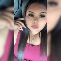 Karla Vivas's Instagram, Twitter & Facebook