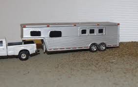 Dcp Ertl Custom Horse Trailer Farm Toy 1 64 Farm Toys Farm Toy Display Recreational Vehicles