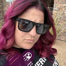 We're learning more about an Arizona physical therapist who died at his own  practice in Lake Havasu City. FOX 10's Kenzie Beach reports.  https://www.fox10phoenix.com/news/friends-remember-man-killed-lake-havasu-city-hyperbaric-chamber-fire?utm_campaign  ...