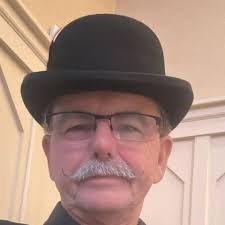 Only a few can pull off this style 👊😂🤫 …. The Machine @sonypictures  @legendary #film #themachine #sponge