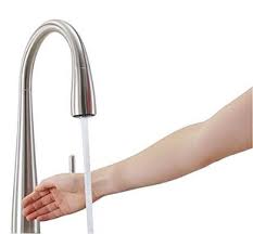 Huge selection of top brands and styles. Compare Touchless Motion Sensing Kitchen Faucets Moen Pfister Or Kohler Top Product Comparisons