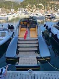 Er zijn er sindsdien zo'n vijftig van gebouwd. Wajer 55 Yacht For Sale Monohull