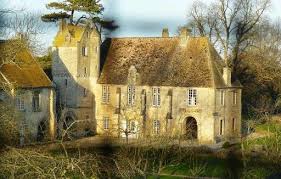 Cruelly Manoir Le Manoir Jolie Maison Maison Du Moyen Age