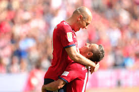 Robert lewandowski schlägt bayer 04 leverkusen im alleingang. Bayern Munich Cruise Past Bayer Leverkusen 3 1 Bavarian Football Works