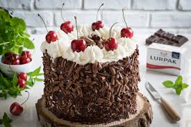 Unite lo zucchero 2 e mescolate con una frusta 3. Torta Foresta Nera La Buona Cucina Merita Lurpak