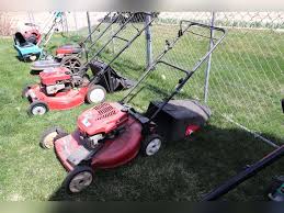 I have no idea where the oil is leaking from. Toro 6 5hp Self Propelled Mower With Bagger Adam Marshall Land Auction Llc