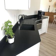 Plan De Travail En Granit Noir Zimbabwe Finition Satinee Plan De Travail Granit Granit Noir Zimbabwe